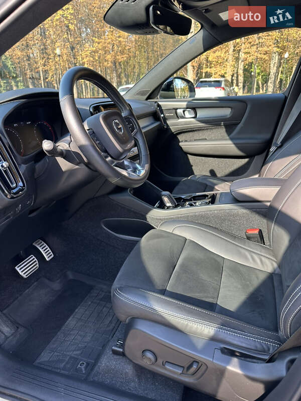 Позашляховик / Кросовер Volvo XC40 2020 в Харкові
