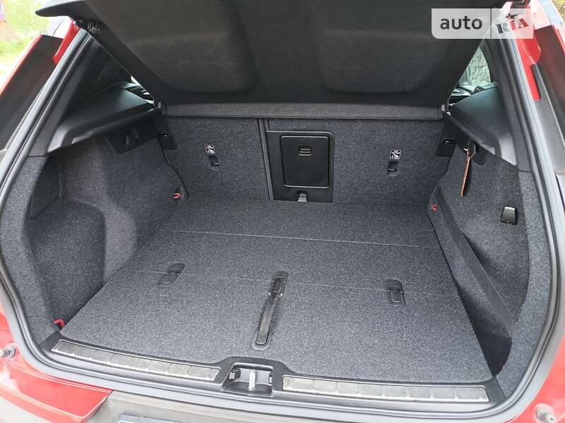 Внедорожник / Кроссовер Volvo XC40 2020 в Славуте