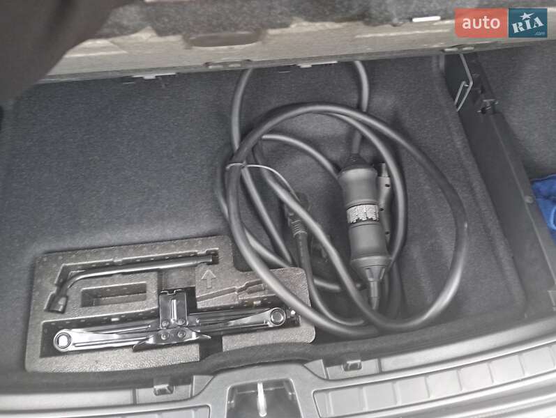 Внедорожник / Кроссовер Volvo XC40 2023 в Ровно