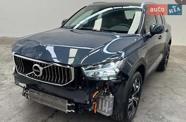 Позашляховик / Кросовер Volvo XC40 2021 в Володимир-Волинському