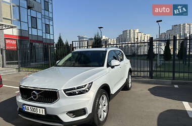 Позашляховик / Кросовер Volvo XC40 2019 в Києві