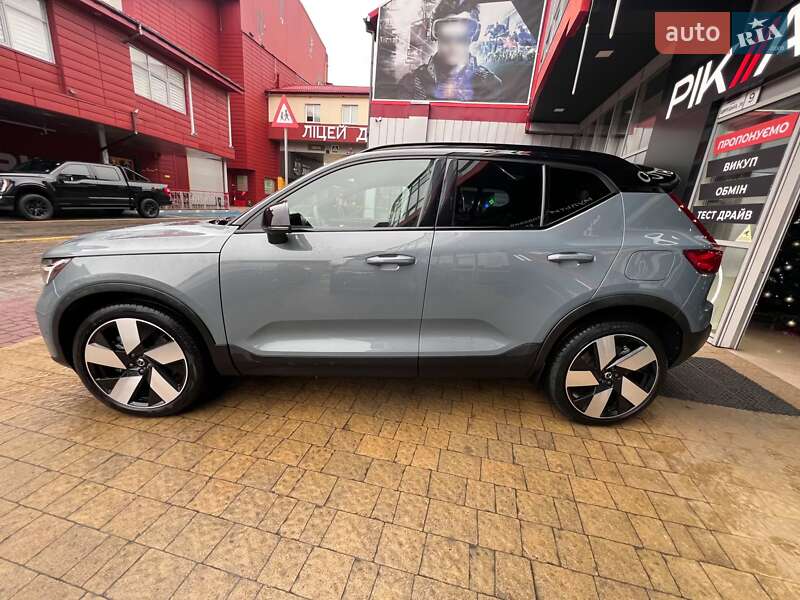 Внедорожник / Кроссовер Volvo XC40 2023 в Львове фото 10 Внедорожник / Кроссовер Volvo XC40 2023 в Львове