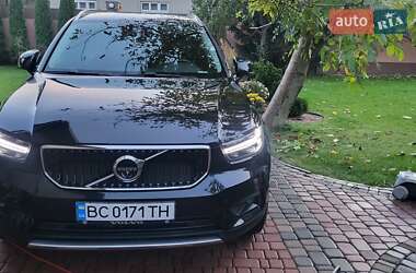 Позашляховик / Кросовер Volvo XC40 2020 в Івано-Франківську