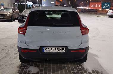 Позашляховик / Кросовер Volvo XC40 2023 в Києві