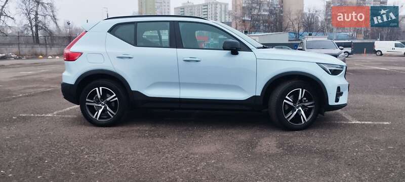 Позашляховик / Кросовер Volvo XC40 2023 в Києві