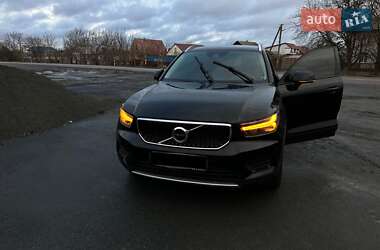 Позашляховик / Кросовер Volvo XC40 2021 в Києві