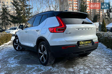 Внедорожник / Кроссовер Volvo XC40 2021 в Львове