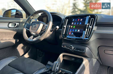 Позашляховик / Кросовер Volvo XC40 2021 в Львові