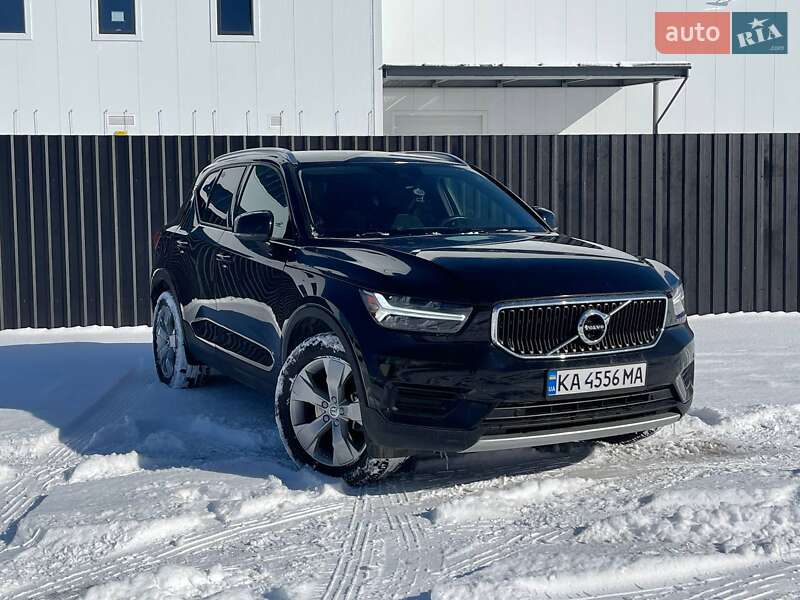 Внедорожник / Кроссовер Volvo XC40 2018 в Киеве