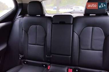 Внедорожник / Кроссовер Volvo XC40 2023 в 
