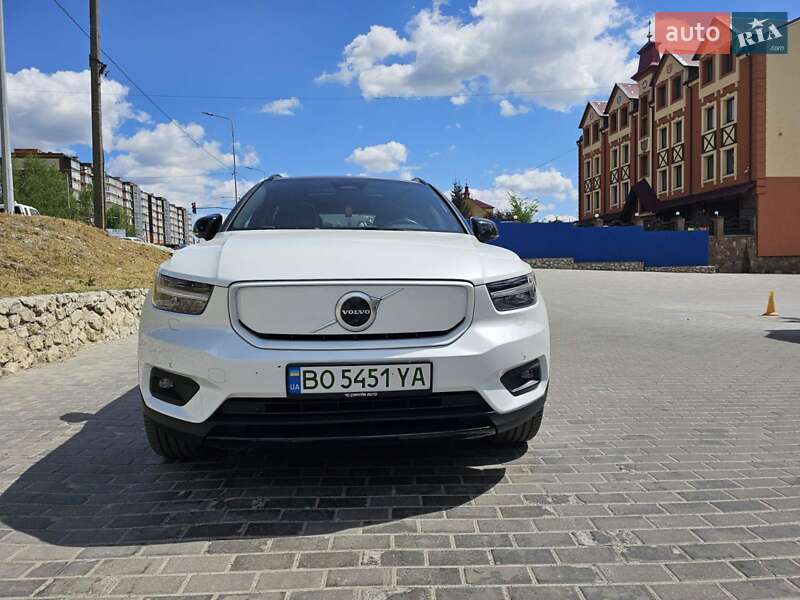 Внедорожник / Кроссовер Volvo XC40 2021 в Тернополе