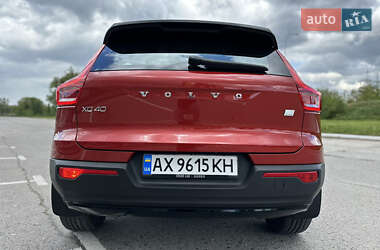 Внедорожник / Кроссовер Volvo XC40 2020 в 