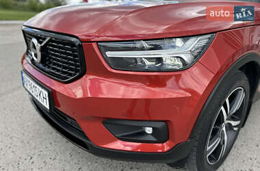 Внедорожник / Кроссовер Volvo XC40 2020 в 