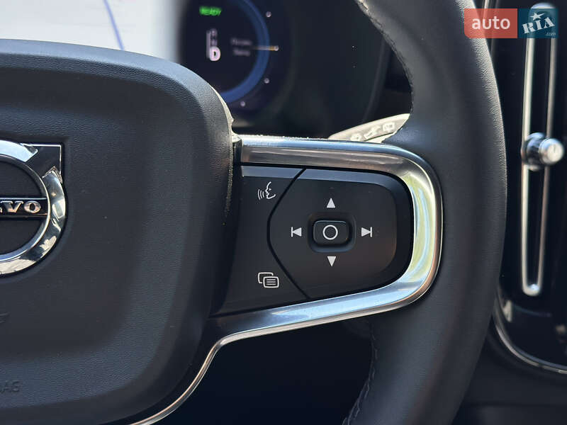 Позашляховик / Кросовер Volvo XC40 2023 в Ковелі