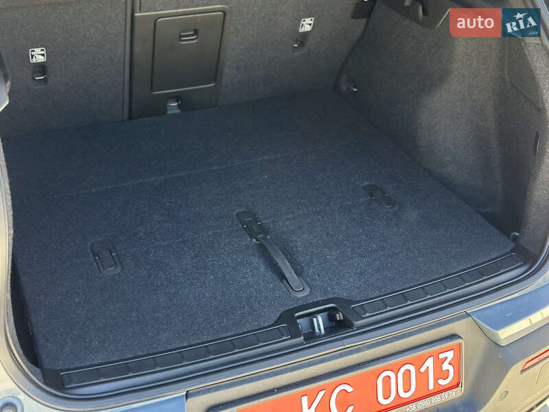 Позашляховик / Кросовер Volvo XC40 2023 в Ковелі