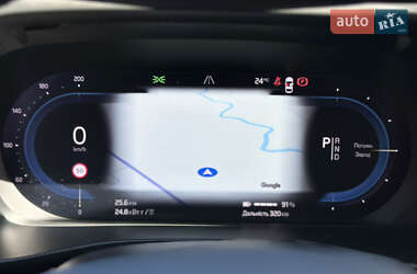 Внедорожник / Кроссовер Volvo XC40 2023 в 