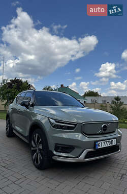 Позашляховик / Кросовер Volvo XC40 2021 в 