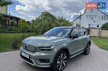 Позашляховик / Кросовер Volvo XC40 2021 в 