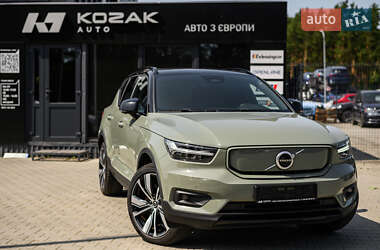 Внедорожник / Кроссовер Volvo XC40 2021 в 
