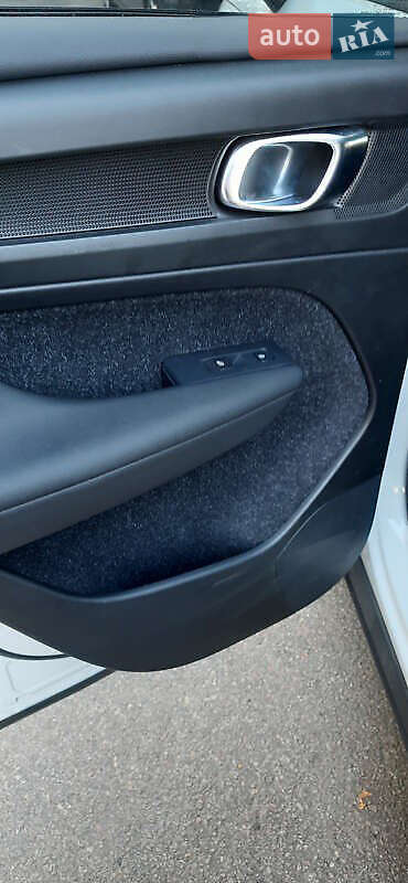 Внедорожник / Кроссовер Volvo XC40 2019 в Киеве