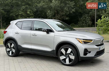 Внедорожник / Кроссовер Volvo XC40 2022 в 