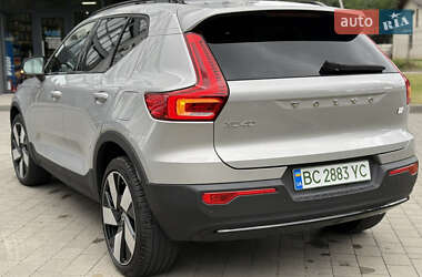 Внедорожник / Кроссовер Volvo XC40 2022 в 