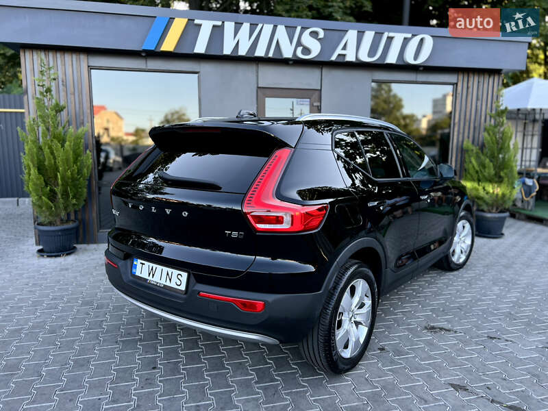 Внедорожник / Кроссовер Volvo XC40 2020 в Одессе