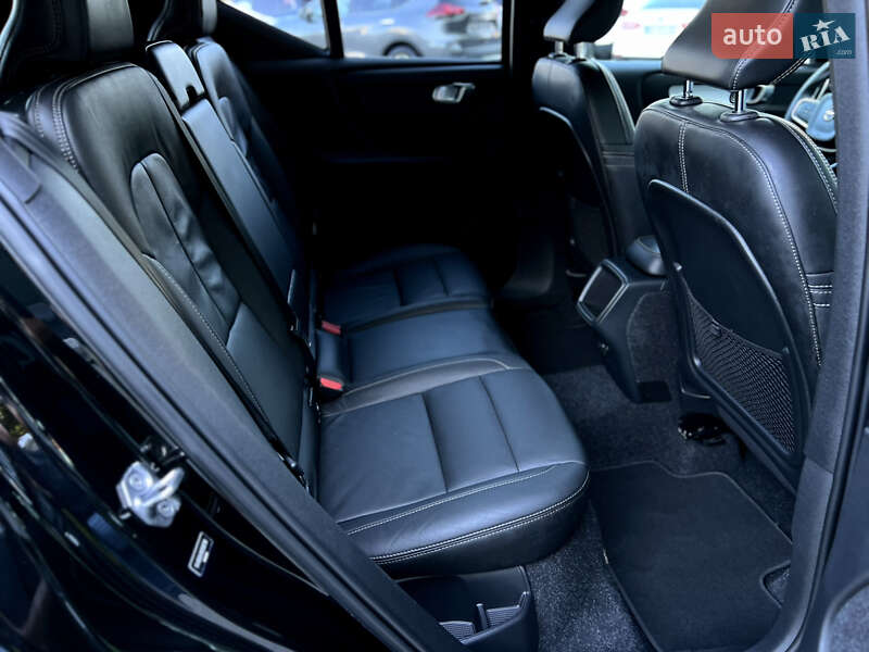 Внедорожник / Кроссовер Volvo XC40 2020 в Одессе