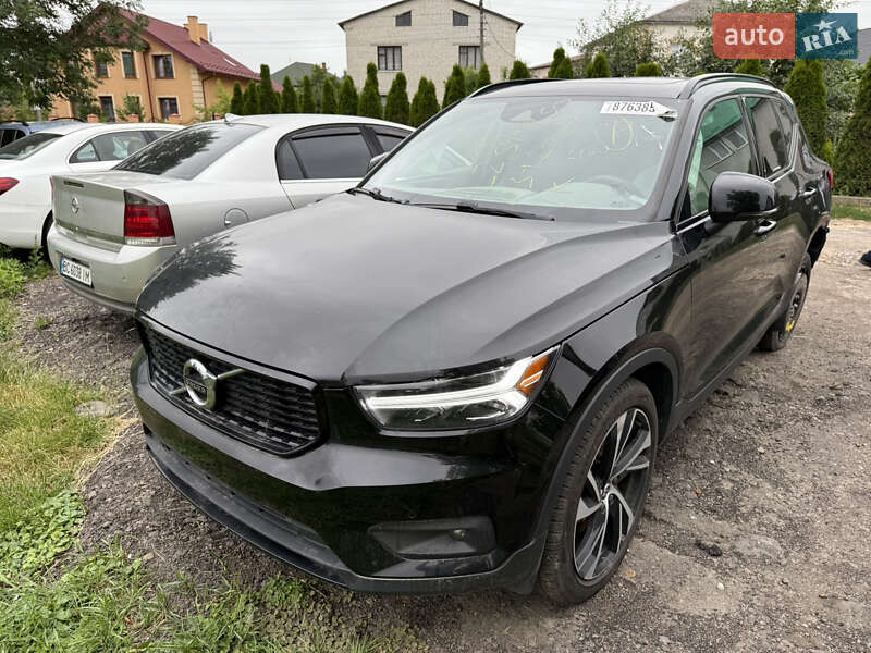 Volvo XC40 2020