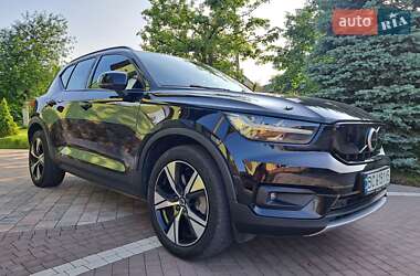 Внедорожник / Кроссовер Volvo XC40 2020 в Львове