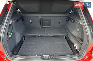 Внедорожник / Кроссовер Volvo XC40 2020 в 