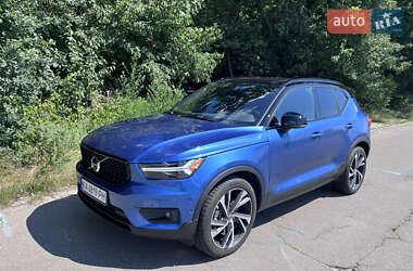 Позашляховик / Кросовер Volvo XC40 2020 в Києві