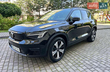 Позашляховик / Кросовер Volvo XC40 2022 в Івано-Франківську