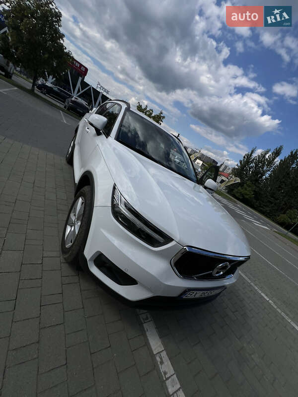 Volvo XC40 2019