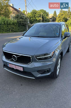 Внедорожник / Кроссовер Volvo XC40 2020 в 