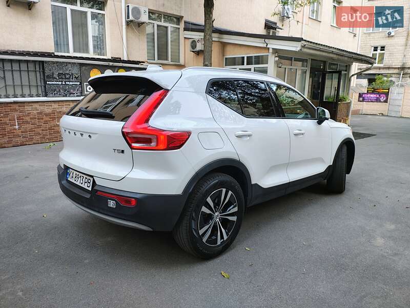 Позашляховик / Кросовер Volvo XC40 2019 в Києві