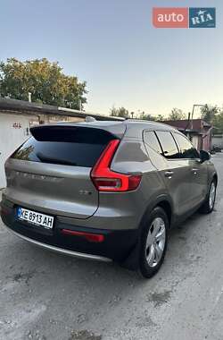 Внедорожник / Кроссовер Volvo XC40 2020 в 