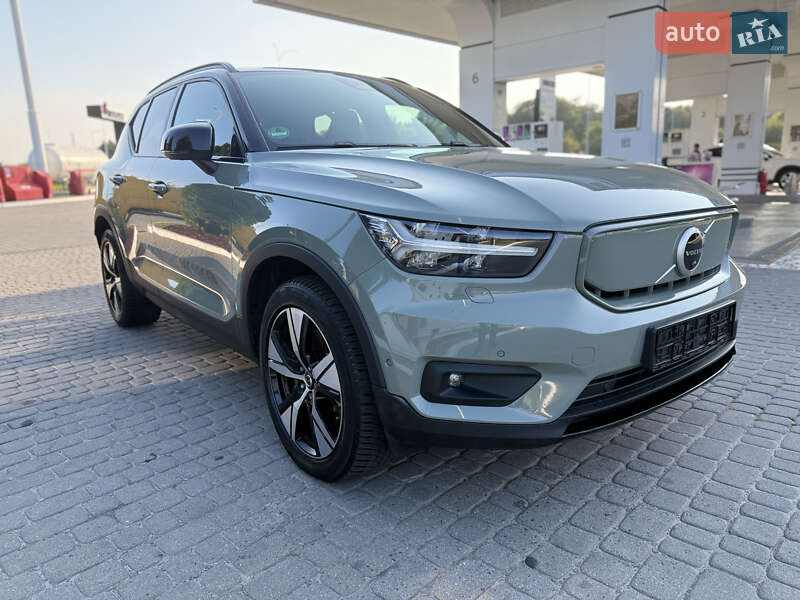 Volvo XC40 2021