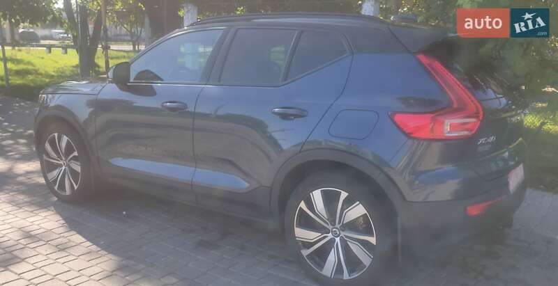 Позашляховик / Кросовер Volvo XC40 2021 в Мукачевому