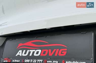 Внедорожник / Кроссовер Volvo XC40 2024 в 