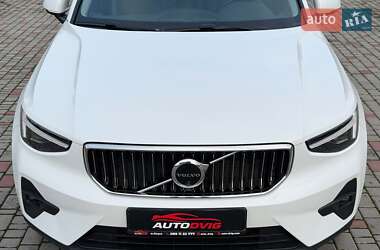 Внедорожник / Кроссовер Volvo XC40 2024 в 