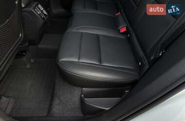 Внедорожник / Кроссовер Volvo XC40 2024 в 