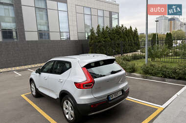 Внедорожник / Кроссовер Volvo XC40 2019 в 