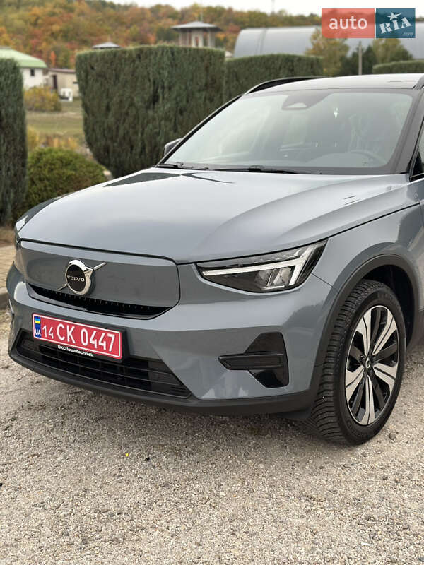 Внедорожник / Кроссовер Volvo XC40 2023 в Днепре