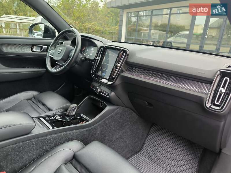 Позашляховик / Кросовер Volvo XC40 2018 в Коломиї
