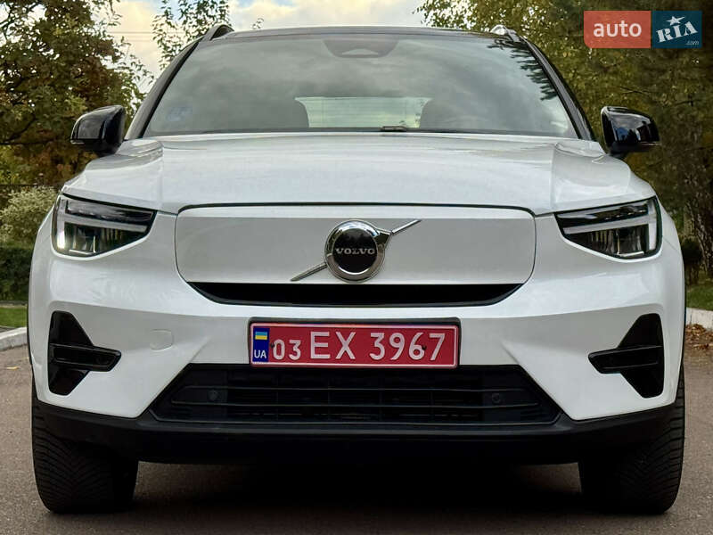 Volvo XC40 2024