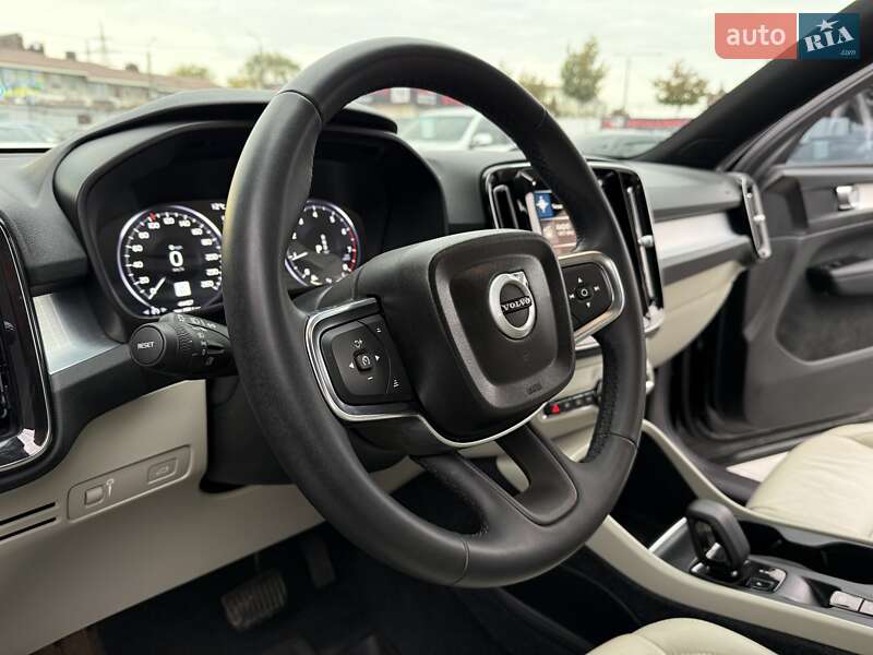 Внедорожник / Кроссовер Volvo XC40 2022 в Днепре фото 20 Внедорожник / Кроссовер Volvo XC40 2022 в Днепре
