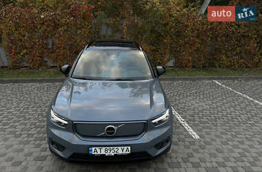 Внедорожник / Кроссовер Volvo XC40 2021 в 