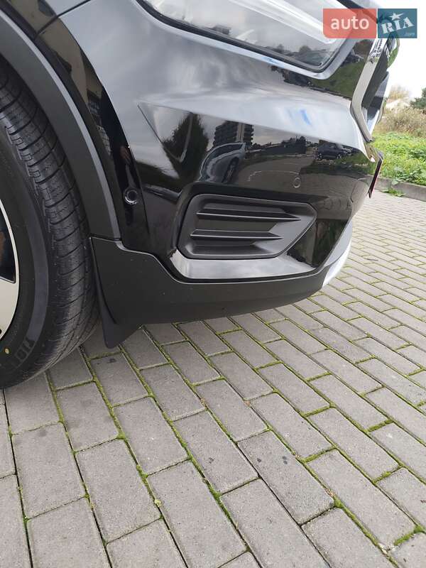 Внедорожник / Кроссовер Volvo XC40 2019 в Львове