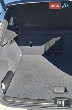 Внедорожник / Кроссовер Volvo XC40 2018 в 